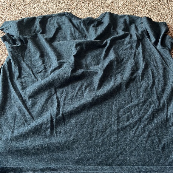 Men’s Goodfellow and Co t-shirt with sunset and palm trees - Picture 5 of 6